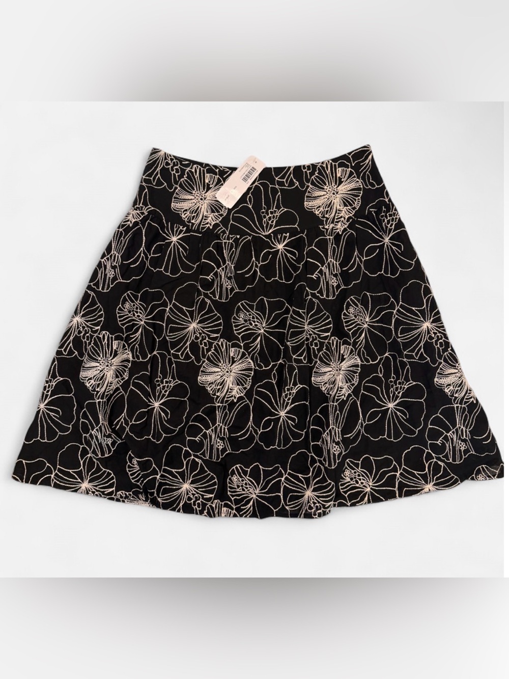NWT Chico’s Black & White Embroidered Floral Midi Skirt Size 1.5